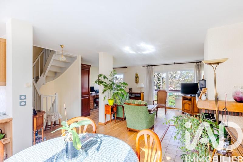 Maison - 112 m² - 5 pièces