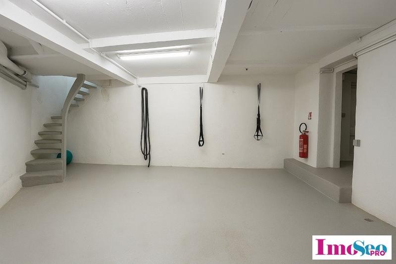 Local d'activité / Entrepôt - 356 m²