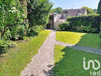 Maison - 141 m² - 5 pièces