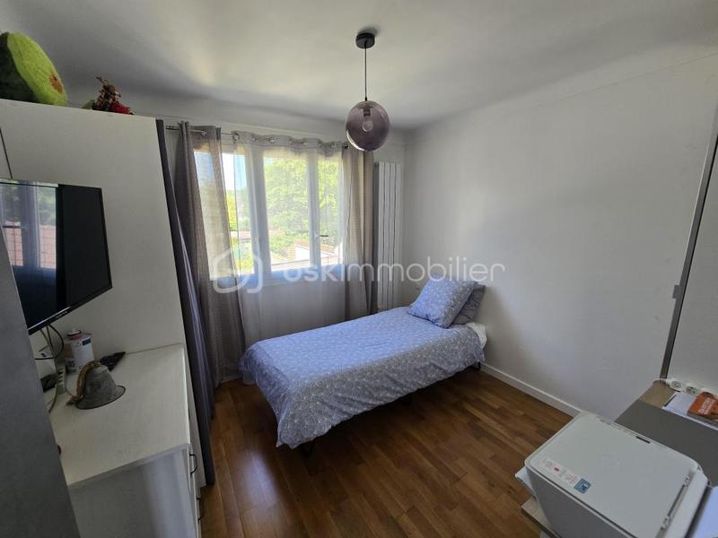 Maison - 185 m² - 7 pièces