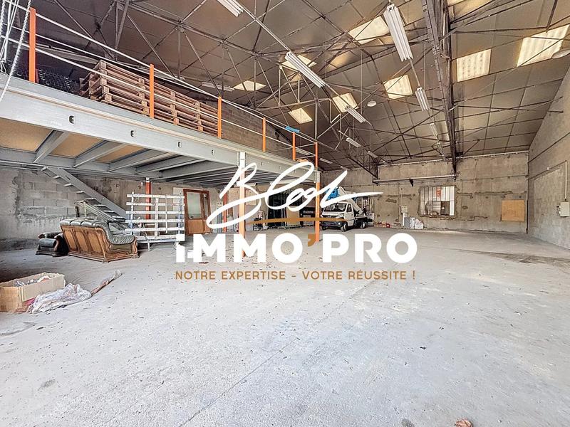 Bureau - 455 m² - 2 pièces