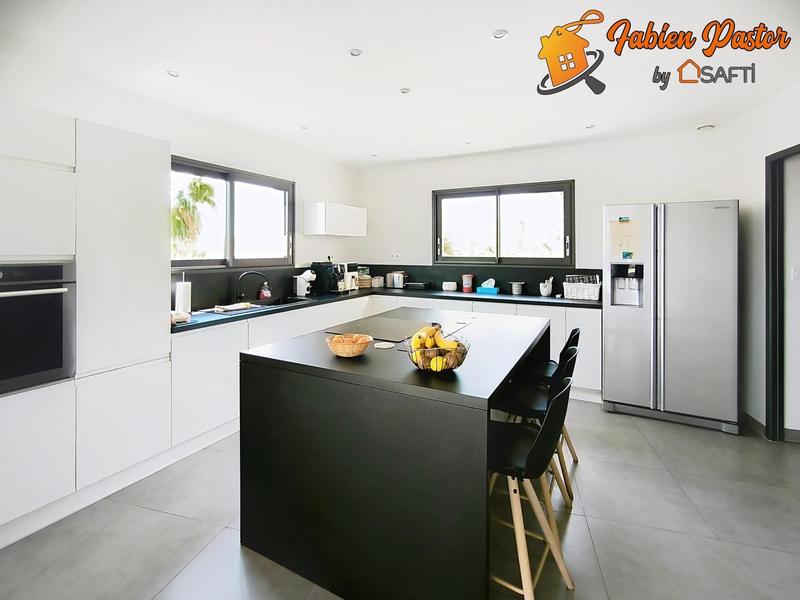 Villa - 168 m² - 5 pièces