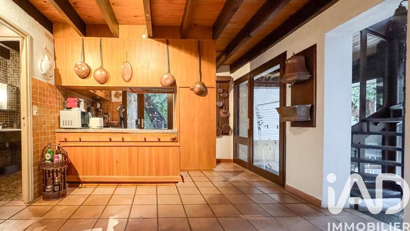 Maison - 97 m² - 6 pièces