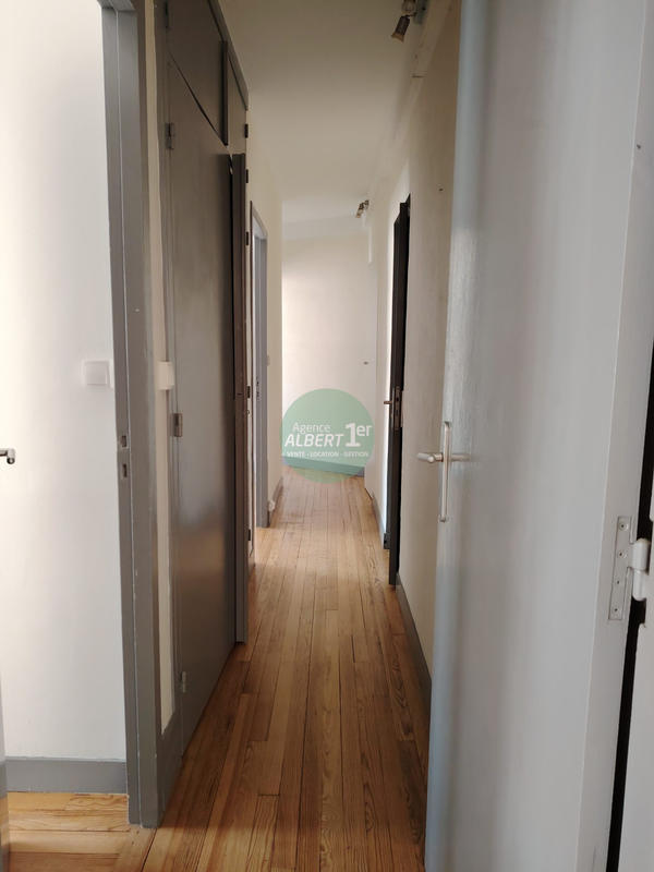 Appartement - 60 m² - 3 pièces