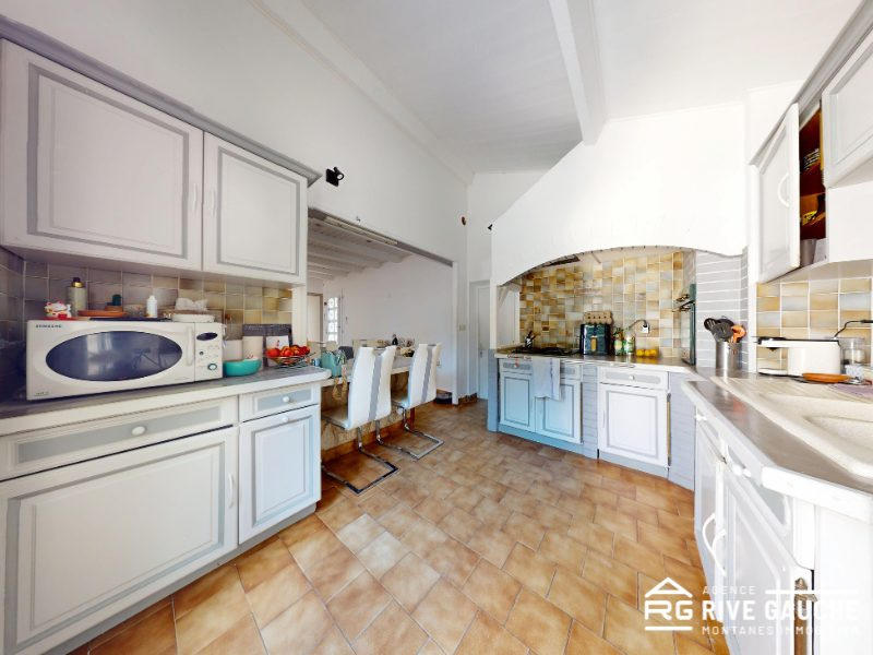 Maison - 144 m² - 5 pièces