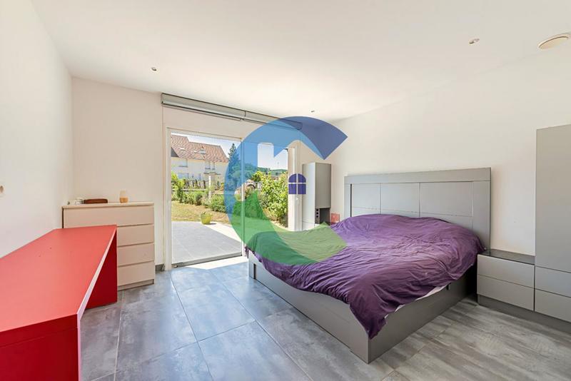 Maison - 171 m² - 6 pièces