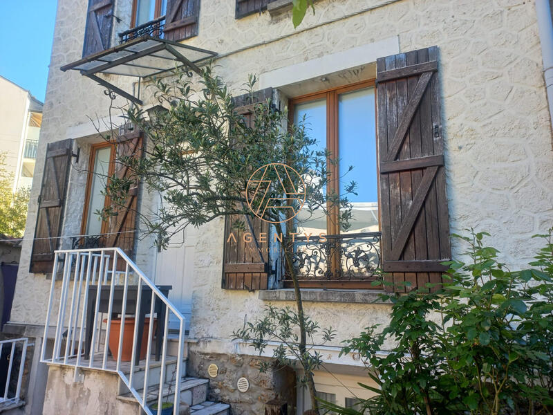 Maison - 65 m² - 4 pièces