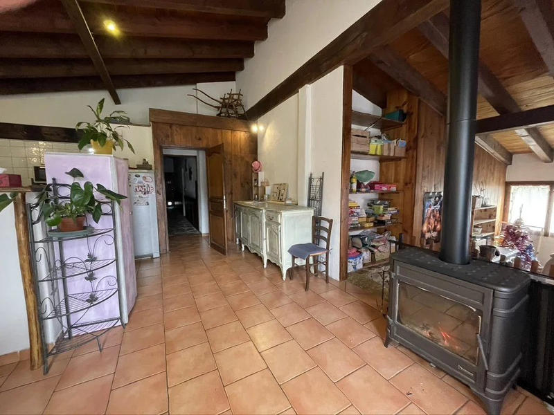 Maison - 288 m² - 11 pièces