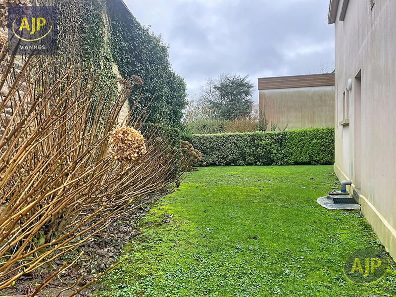 Maison - 144 m² - 8 pièces