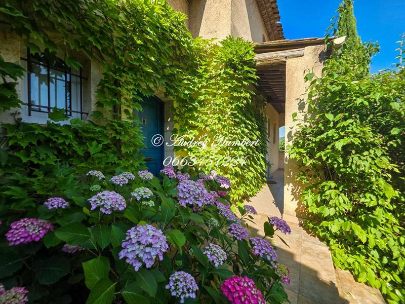 Maison - 136 m² - 5 pièces