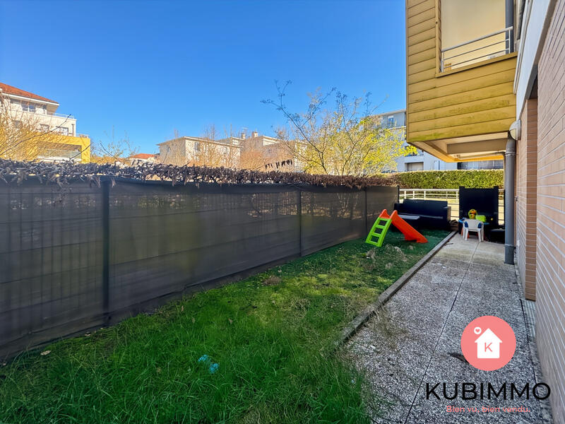 Appartement - 84 m² - 4 pièces