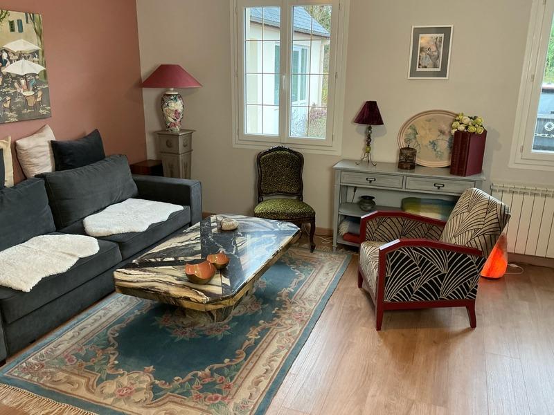 Maison - 161 m² - 11 pièces