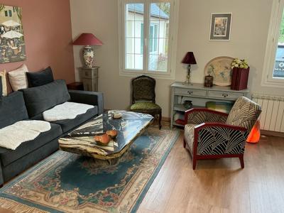 Maison - 161 m² - 11 pièces