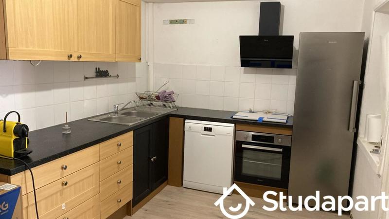 Chambre - 15 m² - 1 pièce