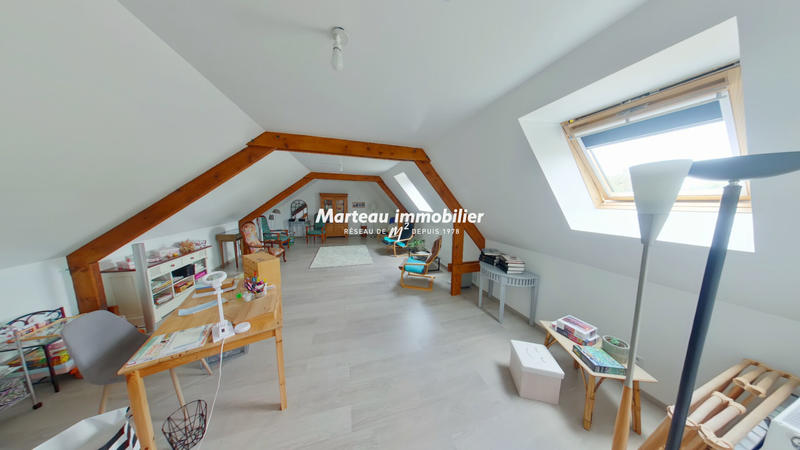 Maison - 230 m² - 10 pièces