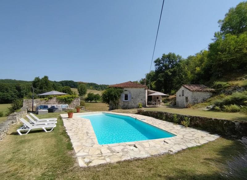 Maison en pierre - 100 m² - 4 pièces