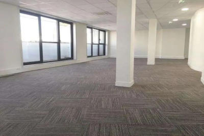 Bureau - 1 419 m²
