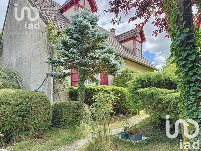 Maison - 105 m² - 5 pièces