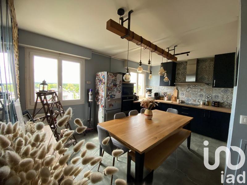 Appartement - 95 m² - 5 pièces