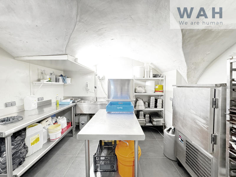 Local commercial - 109 m²