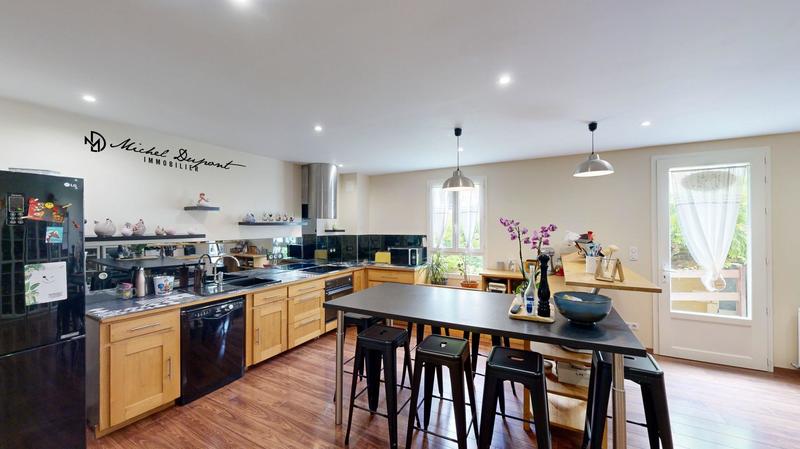 Local commercial - 620 m² - 10 pièces