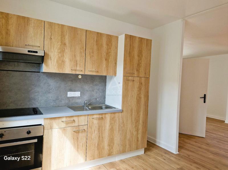 Maison - 77 m² - 4 pièces