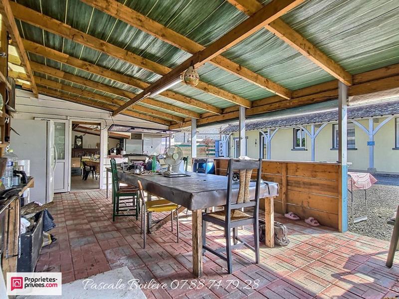 Maison - 200 m² - 7 pièces