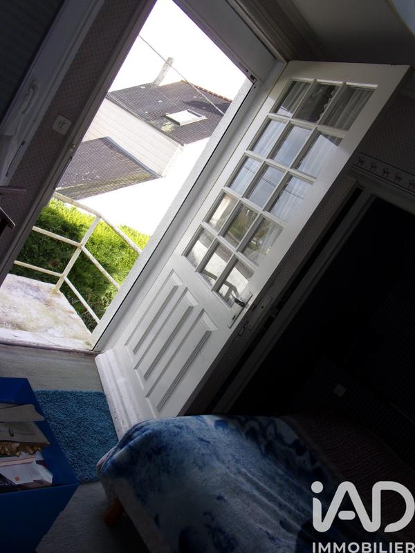 Maison - 212 m² - 12 pièces