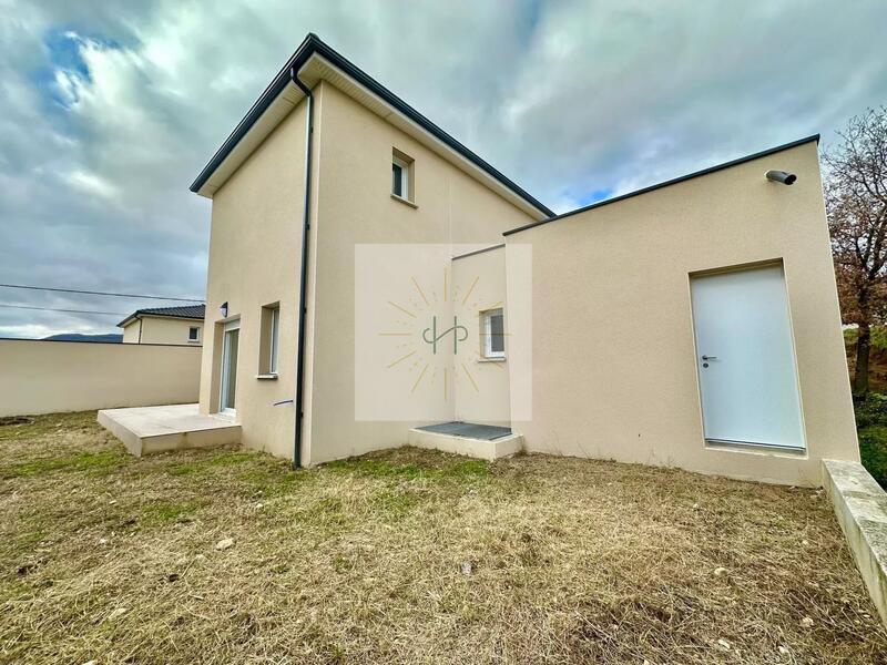 Maison - 118 m² - 4 pièces