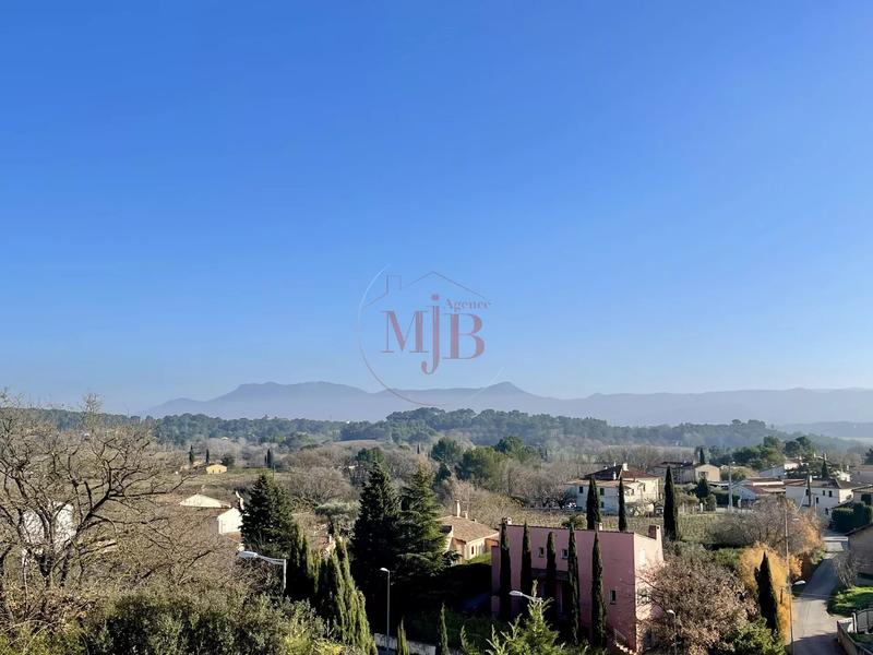 Appartement - 56 m² - 3 pièces