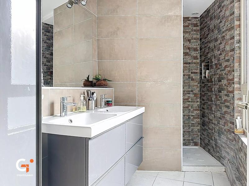 Appartement - 89 m² - 4 pièces