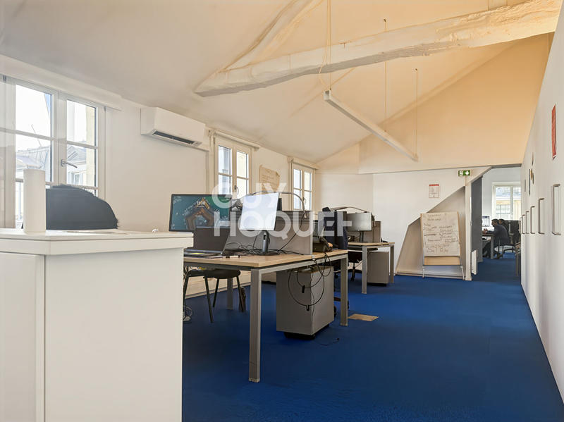 Bureau - 80 m²