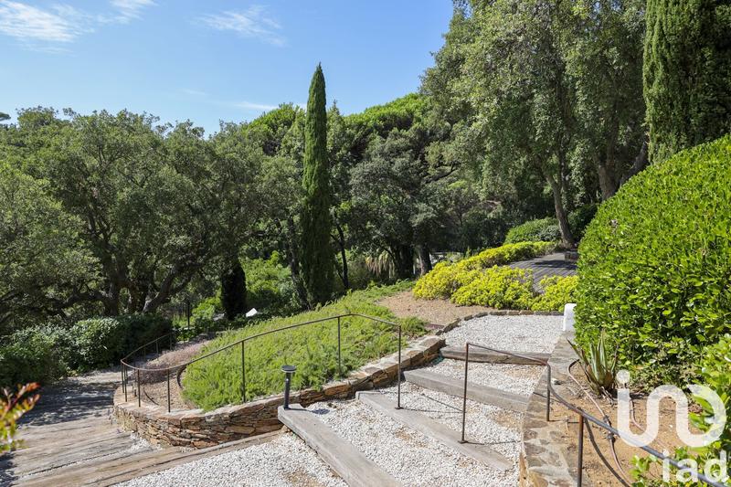 Maison - 350 m² - 9 pièces