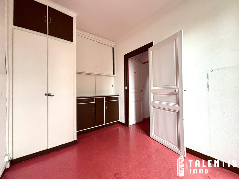 Maison - 209 m² - 12 pièces