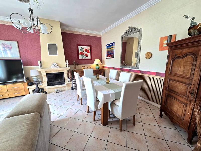 Maison - 152 m² - 6 pièces