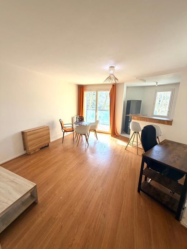 Appartement - 60 m² - 3 pièces