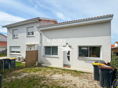 Maison - 170 m² - 8 pièces