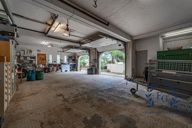 Villa - 420 m² - 7 pièces