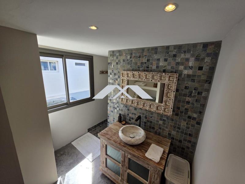 Villa - 90 m² - 4 pièces