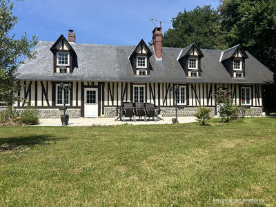 Maison - 140 m² - 6 pièces