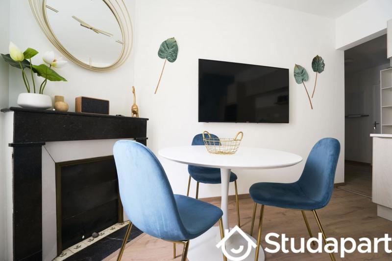 Chambre - 13 m² - 1 pièce