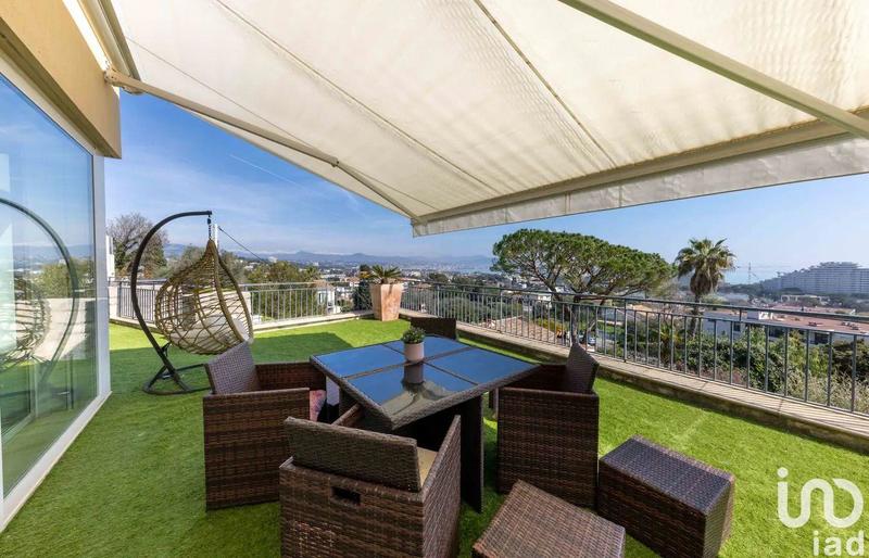 Appartement - 157 m² - 5 pièces