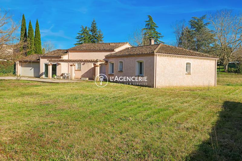 Maison traditionnelle - 120 m² - 6 pièces