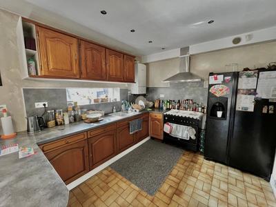 Maison - 160 m² - 5 pièces