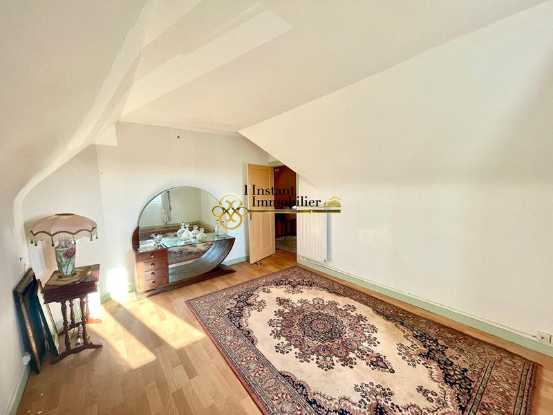 Maison - 84 m² - 5 pièces