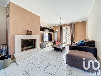 Maison - 121 m² - 6 pièces