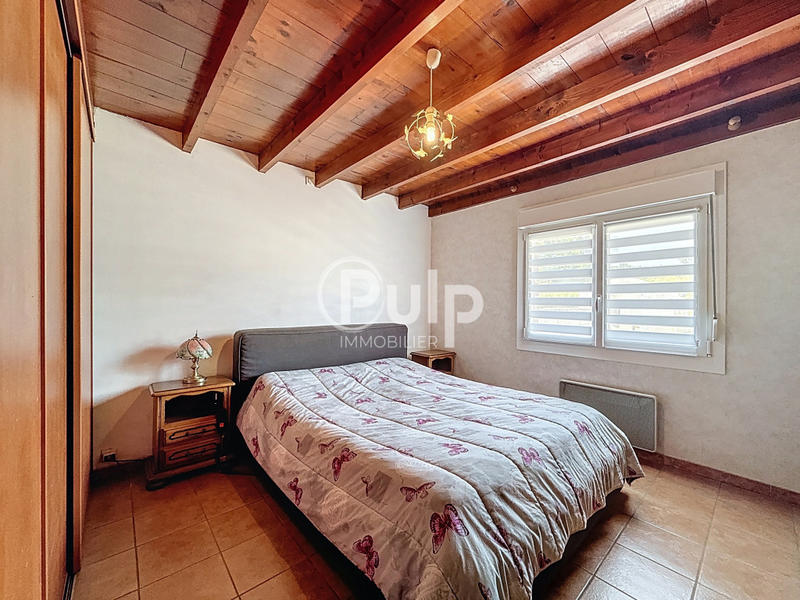 Maison - 298 m² - 9 pièces