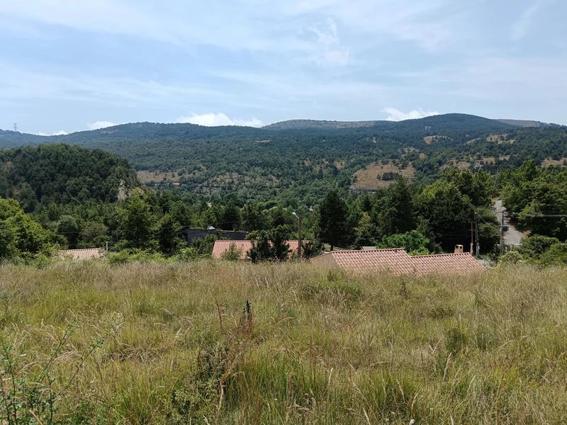 Terrain constructible - 2 295 m²