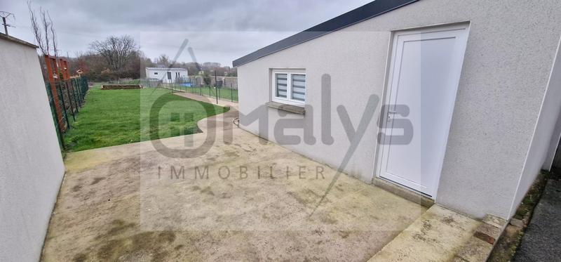 Maison - 80 m² - 4 pièces