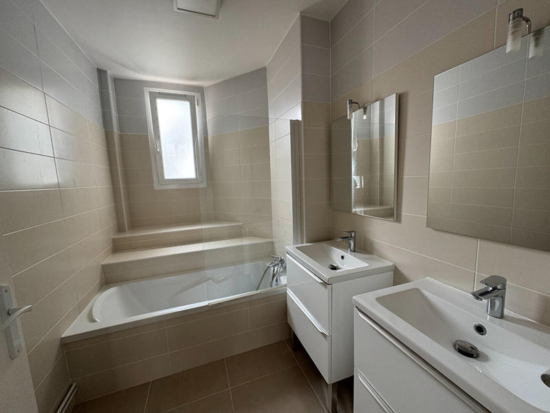 Appartement - 106 m² - 5 pièces